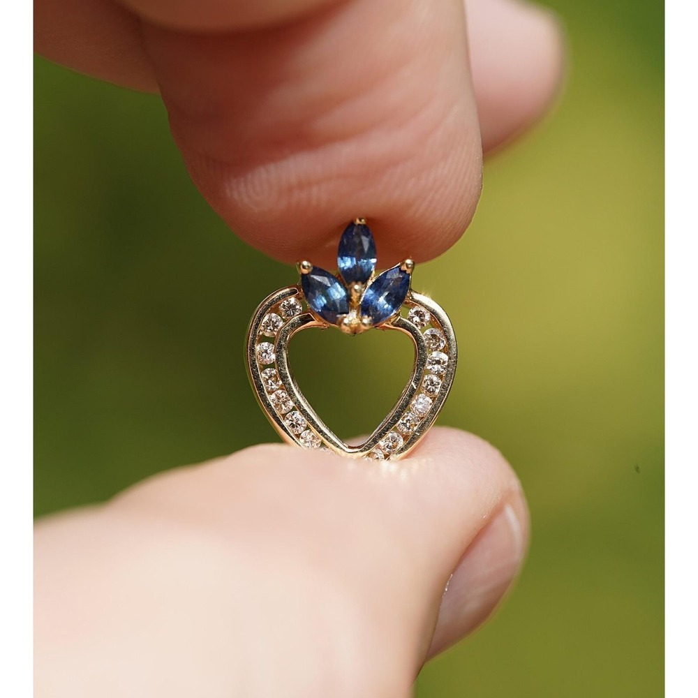 Vintage 14k Solid Yellow Gold Heart Natural Sapphire & Diamond Pendant Necklace